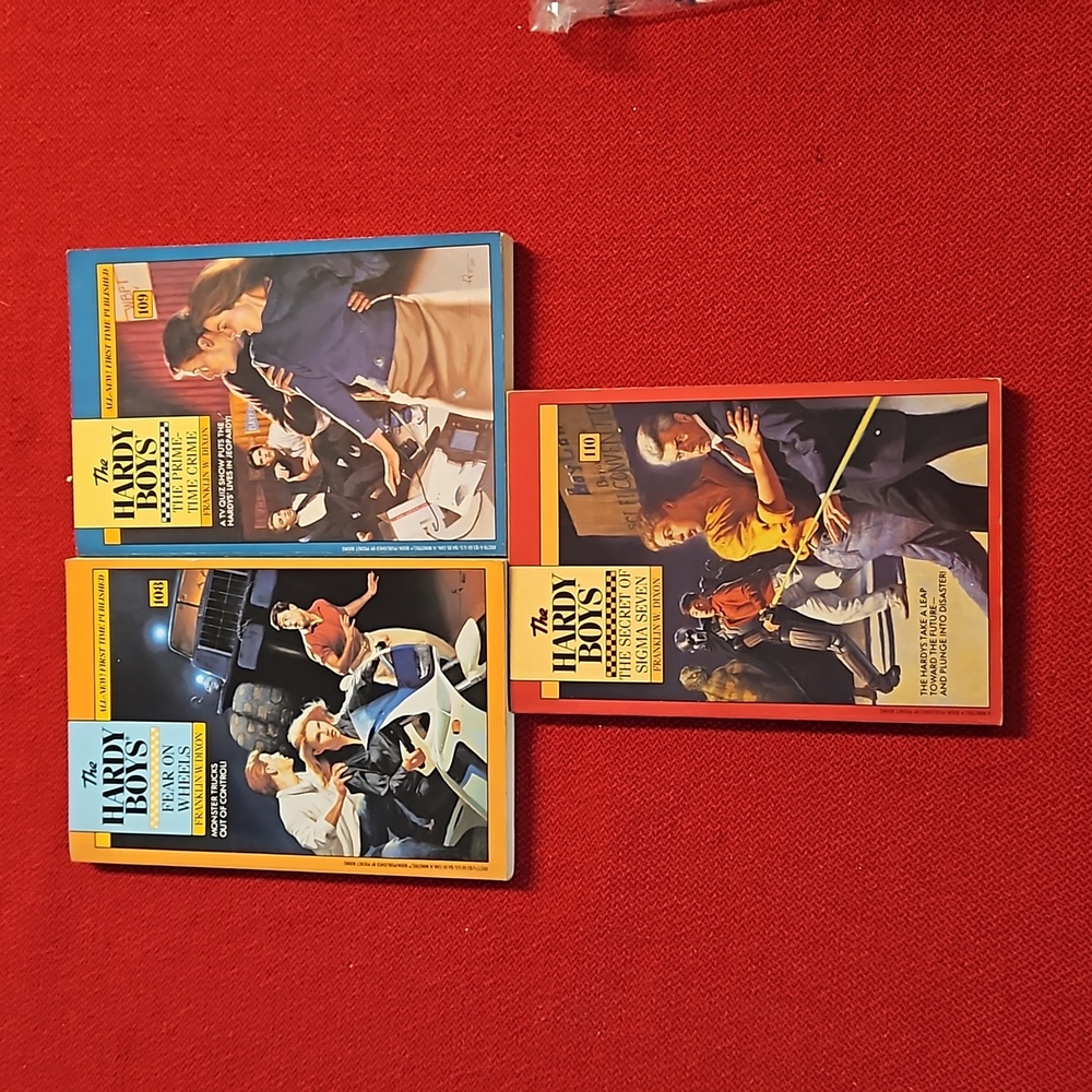 The Hardy Boys paperback series 108 109 110 @1991 vintage excellent condition